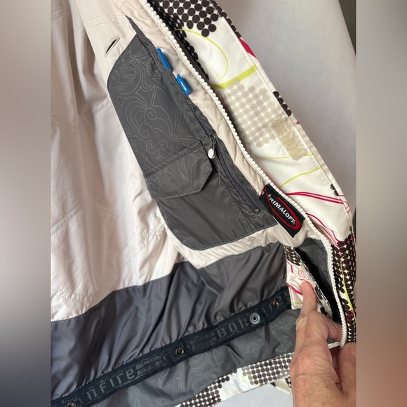 Snowboard Jacket - Picture 2 of 4